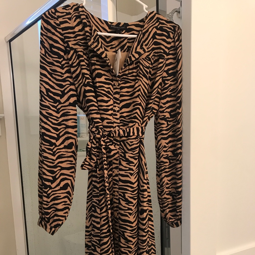 NWT Banana Republic dress.